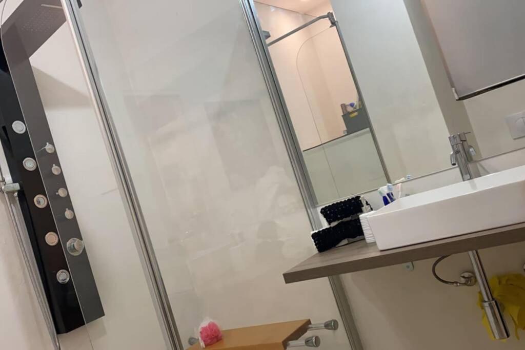 Delle Palme Rooms Elegante Monolocale In Centro Palermo Zewnętrze zdjęcie